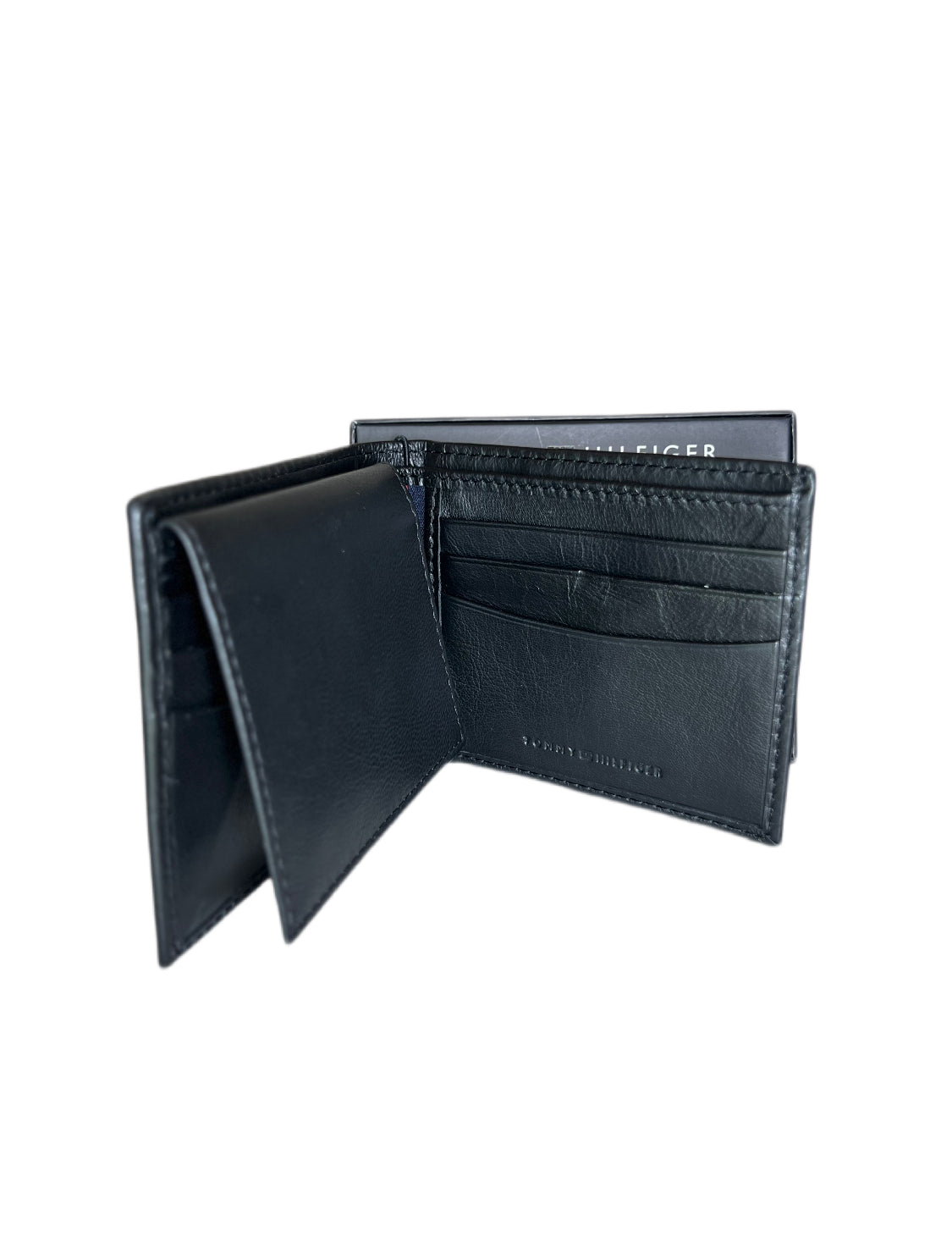 Pebbles leather Bi-fold Men’s wallet